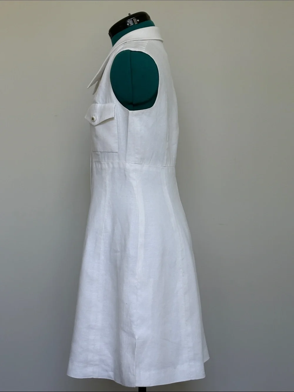 CHANEL Vintage White Sleeveless Dress - Spring 1995